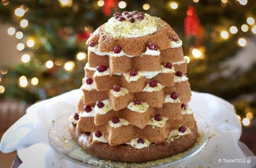 Χριστουγεννιάτικο δέντρο με τσουρέκι pandoro