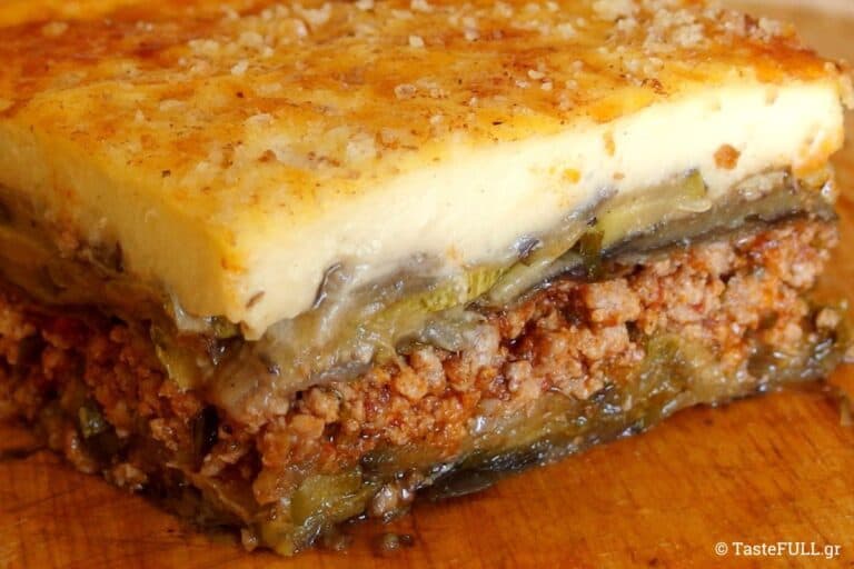 μουσακάς με μπεσαμέλ από αλεύρι γοχ και για ψωμί
