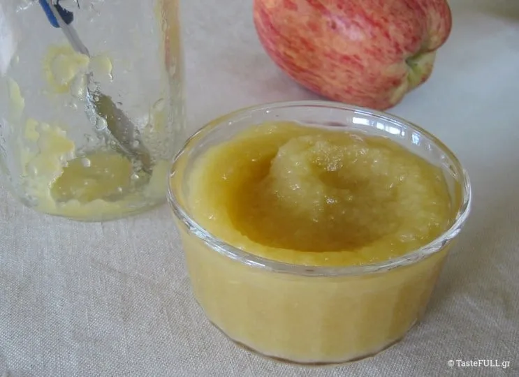 Applesauce - πουρές ή σάλτσα μήλου, χωρίς ζάχαρη