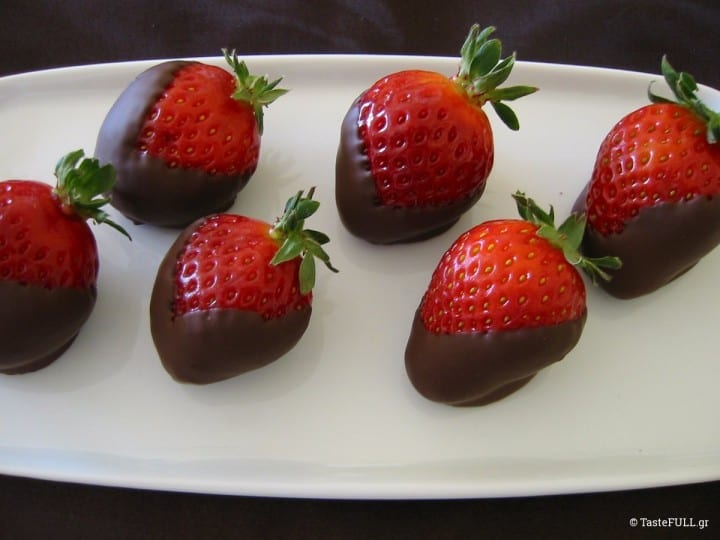 Σοκολατάκια φράουλες με Grand Marnier